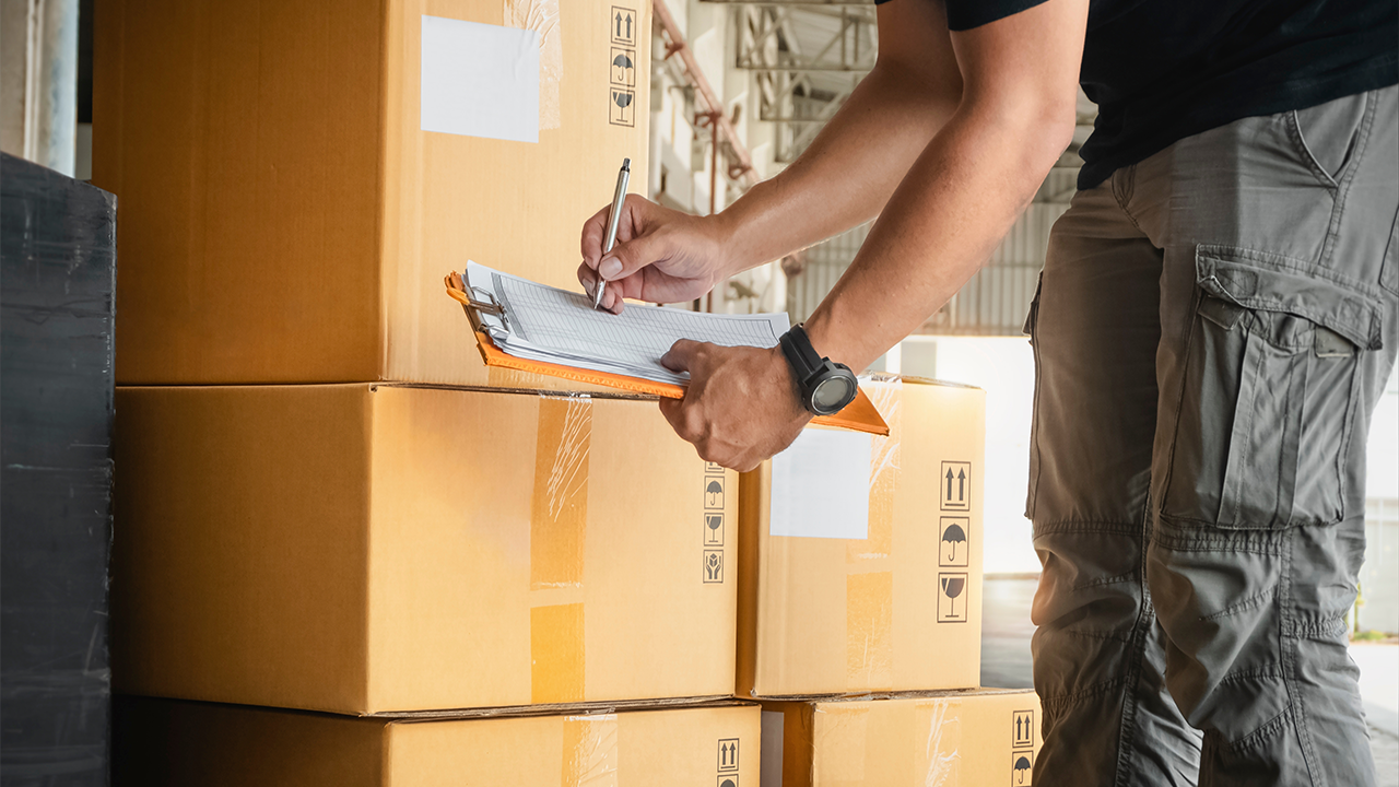 Beginnend logistiek medewerker - Mini instructie 4 - Goederen verzenden